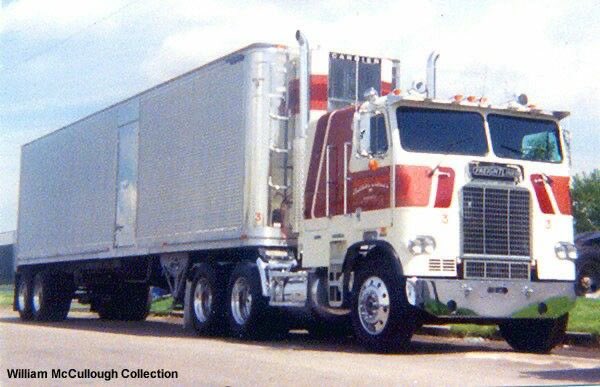 Largeeeeee

#thedirtyoldtrucker #oldtrucks #oldschooltrucks #oldschooltruckers #oldschooltrucking #whitefreightliner #whitefreightlinercabover