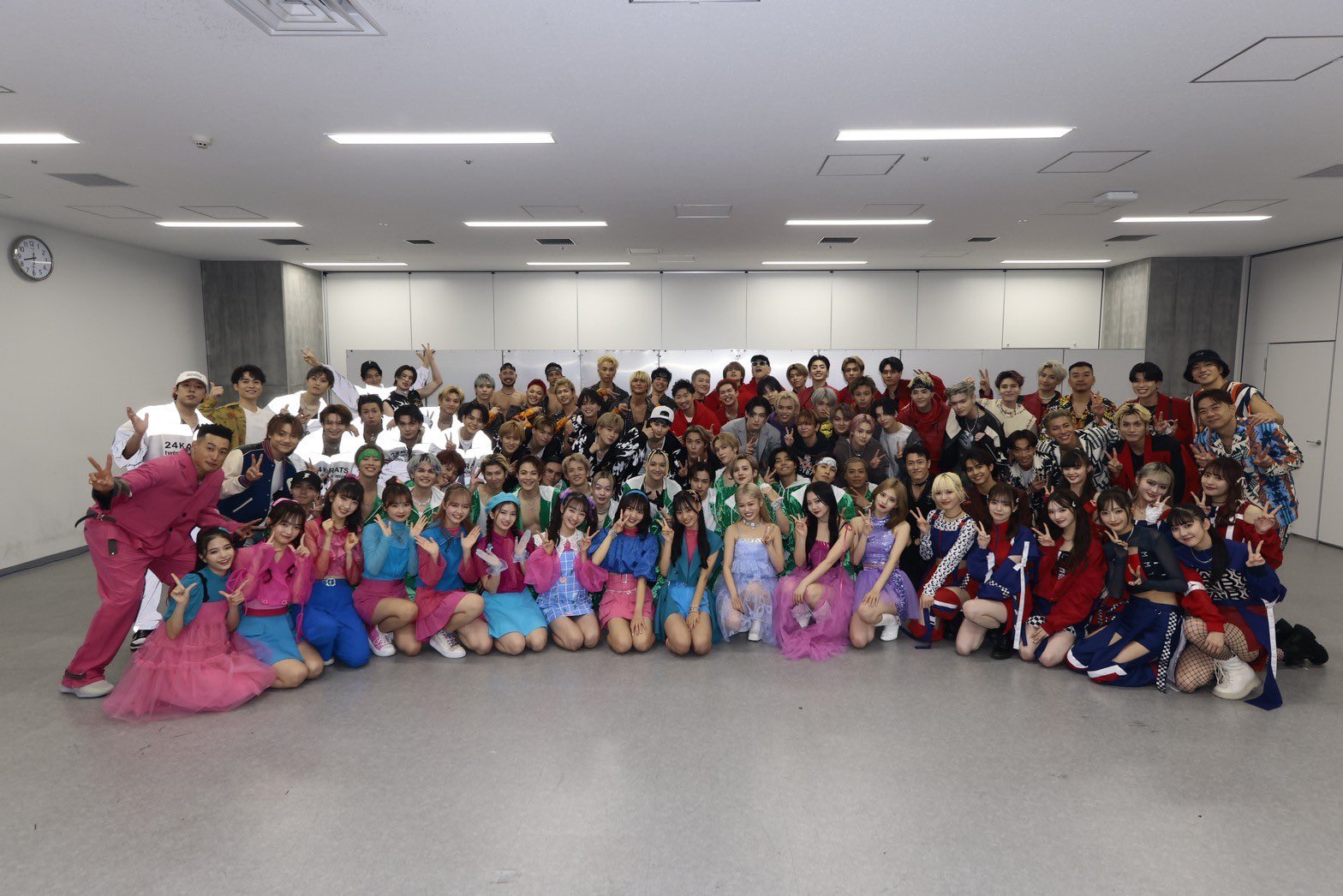 GCo4Oeba8AA0sdt?format=jpg&name=large