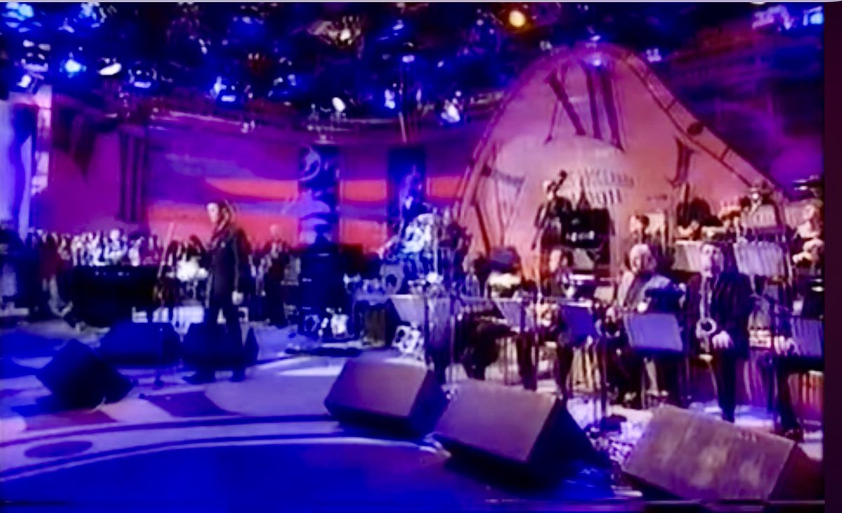 Here in the UK on New Year's Eve many of us traditionally see the new year in watching <a href="/BBCLater/">Later...with Jools Holland on BBC Two</a>      #Hootenanny. It was a huge privilege to be on this in 1993 - the very first one with <a href="/daveswiftbass/">Dave Swift</a> and <a href="/CourtneyPine1/">Courtney Pine</a> Such a great memory for us all. 

Wherever you are, I wish