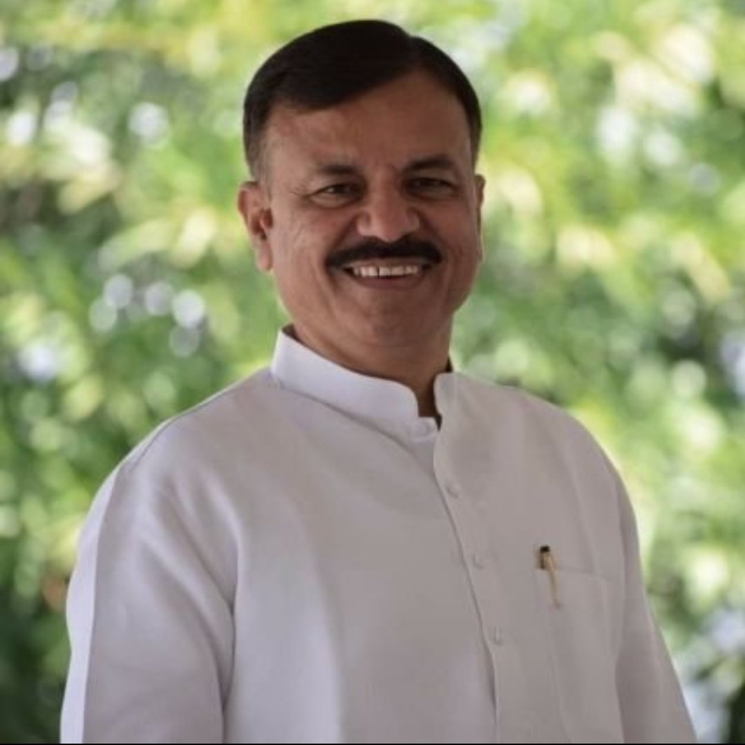 माननीय #उदय प्रताप सिंह <a href="/udaypratapmp/">Uday Pratap Singh</a> जी को परिवहन एवं स्कूल शिक्षा मंत्री बनाए जाने पर समस्त नव नियुक्त शिक्षकों की तरफ से बहुत बहुत बधाई एवं शुभकामनाएं 💐💐
<a href="/schooledump/">School Education Department, MP</a> <a href="/BJP4MP/">BJP Madhya Pradesh</a> 
<a href="/CMMadhyaPradesh/">Chief Minister, MP</a> <a href="/ChouhanShivraj/">Shivraj Singh Chouhan</a> 
#प्राथमिक_शिक्षक_भर्ती_2020 
#पदवृद्धि
