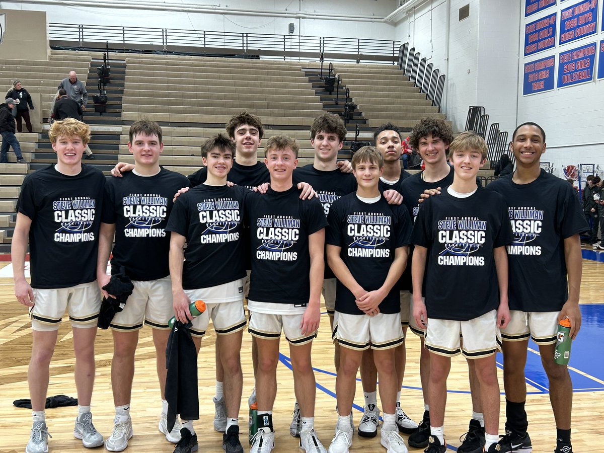 Jackets_Bball's tweet image. Big win over Genoa for the Jackets.! 75-44 led by Shultz and Palmer’s 14 each , Fenneken’s 12 and every varsity player scored tonight ! Total Team Effort win! #jacketpride 🐝