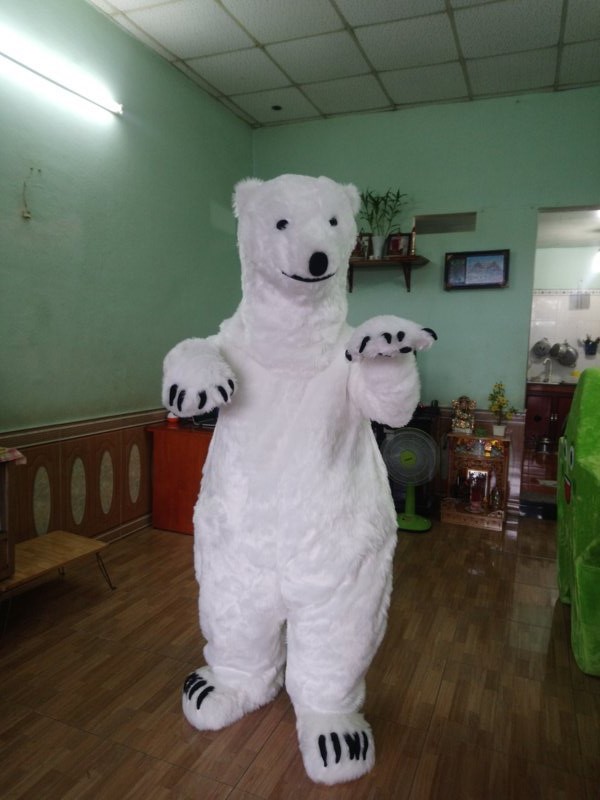 StuffsDuki's tweet photo. @playwildforest
Introducing our bear Juggernaut 🤣🤣🤣
 #WildForestCosplay. https://t.co/xoRLvfnFWx