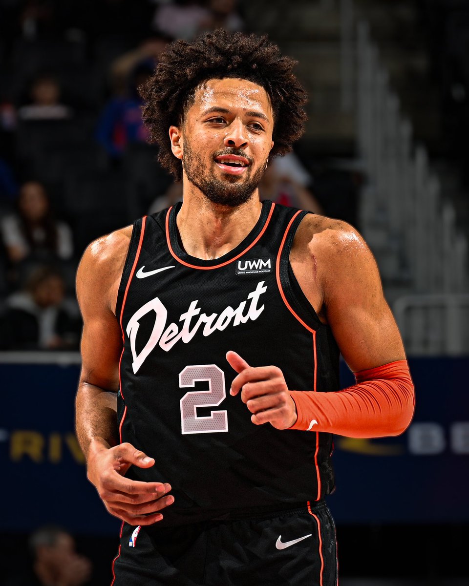 pistons_jack's tweet image. Cade Cunningham's last 7 games:

25 PTS - 6 AST - 1 STL - 59%FG
43 PTS - 7 AST - 3 STL - 67%FG
28 PTS - 10 AST - 2 STL - 46%FG
22 PTS - 6 AST - 3 REB - 45%FG
41 PTS - 5 AST - 9 REB - 71%FG
31 PTS - 9 AST - 3 STL - 55% FG
30 PTS - 12 AST - 1 STL - 45% FG

STAR.