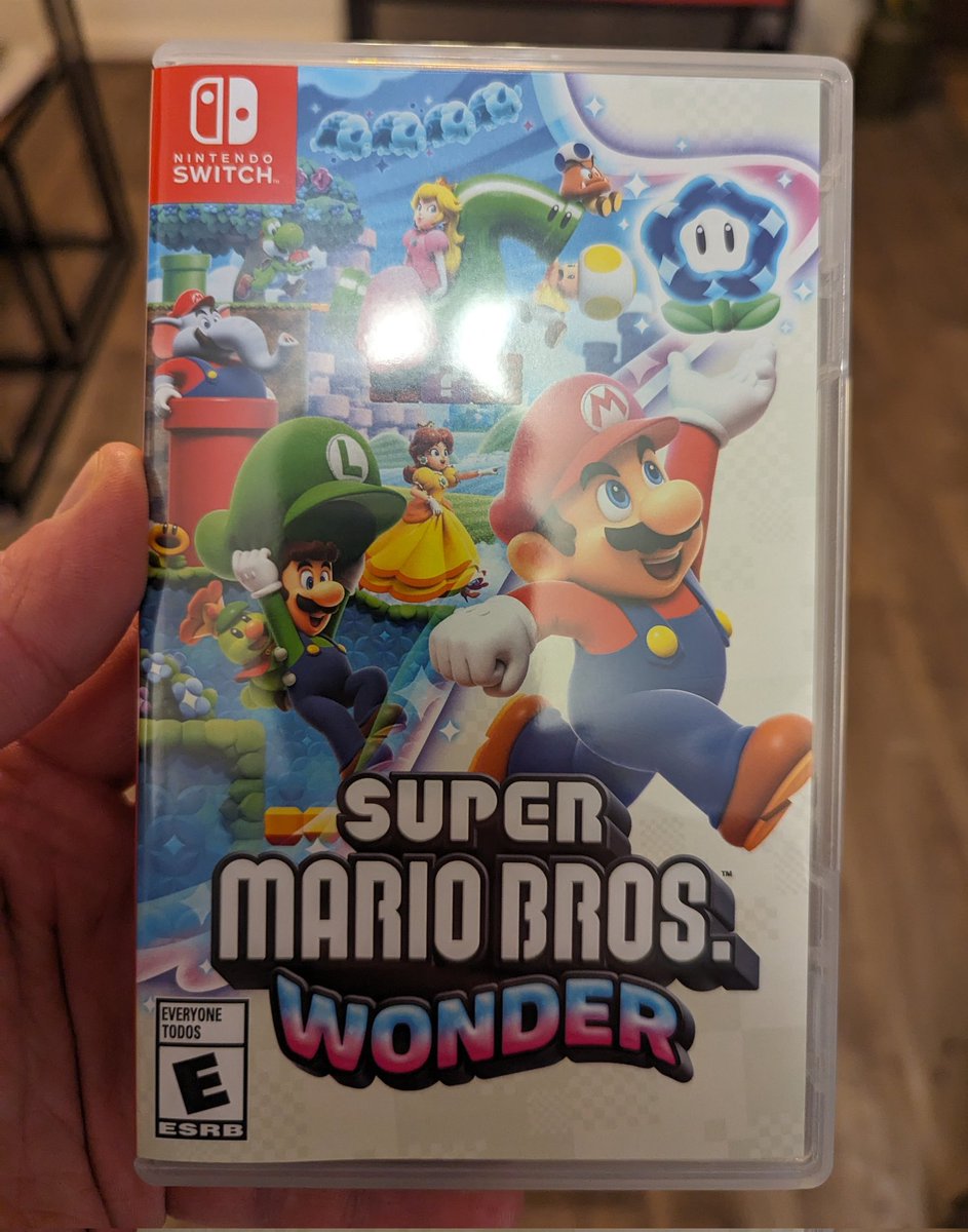 engold08's tweet photo. Had a gift card lying around so I picked this up! Time to see if it's actually worth the Game of the Year nomination. I'm starting to feel a bit sick, so hopefully this will be cozy and perk me up! #SuperMarioBrosWonder https://t.co/QrJsEKBhDa