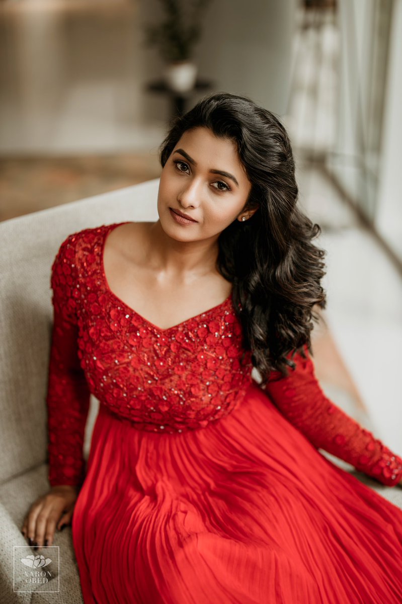 KollywoodCinima's tweet photo. Happy Birthday @priya_Bshankar. God bless you. Have a wonderful year ahead

#HBDPriyaBhavaniShankar #KollywoodCinima https://t.co/5L4GYzmtkV