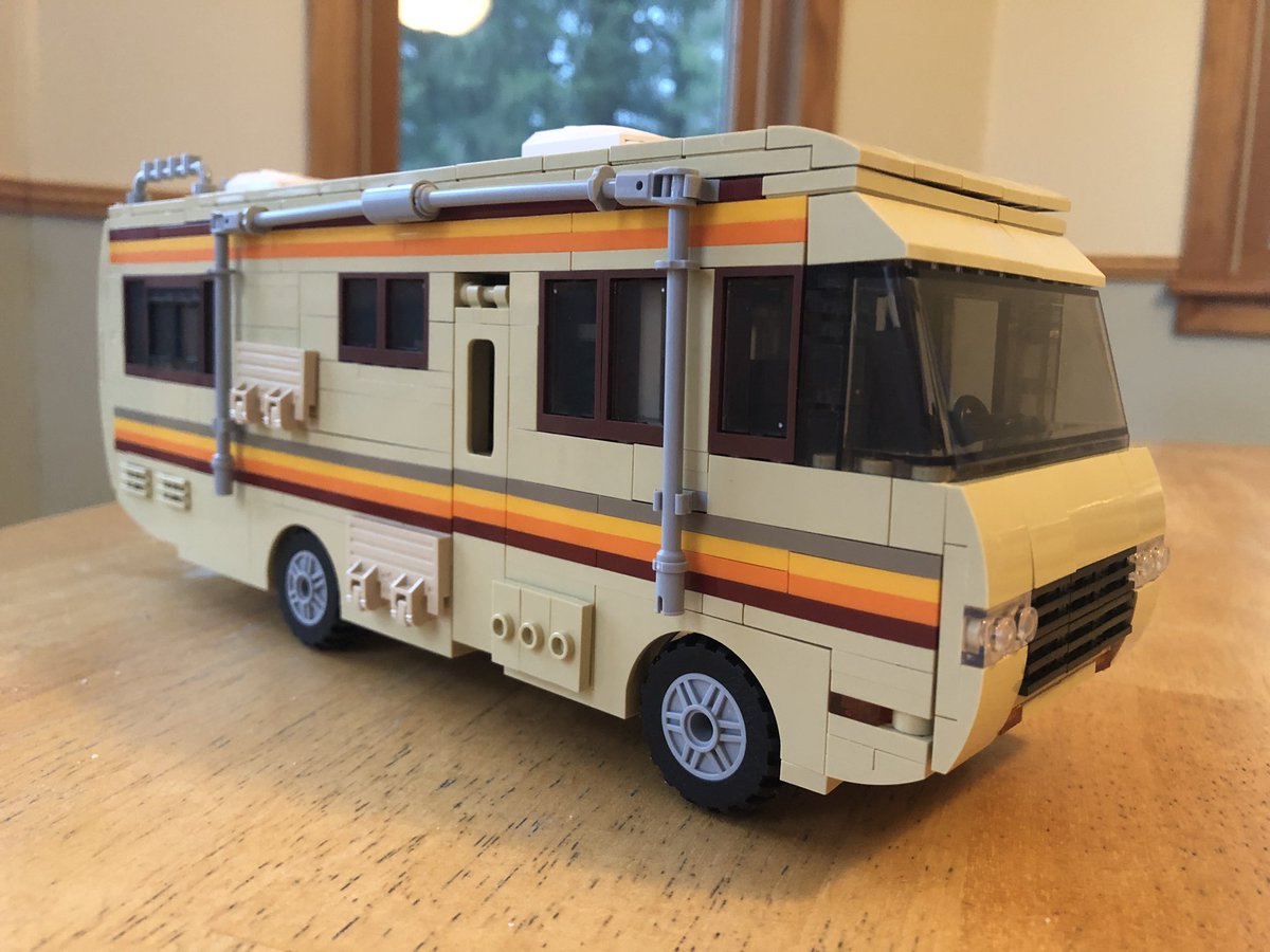 ChrisCerrone15's tweet photo. Finished constructing a holiday gift. If you know, you know! #Bounder #CrystalShip https://t.co/1PXGn2eAz9