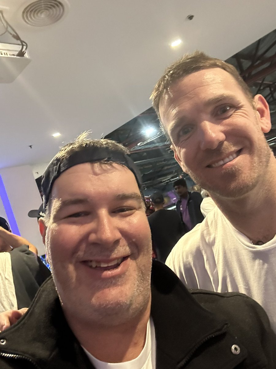 TracksideTrav's tweet image. HAPPY NYE PUNTING LEGENDS
🏇💪🏇💪🏇💪🏇💪🏇💪🏇💪
Have a great day today/tonight and let’s launch into 2024🥳