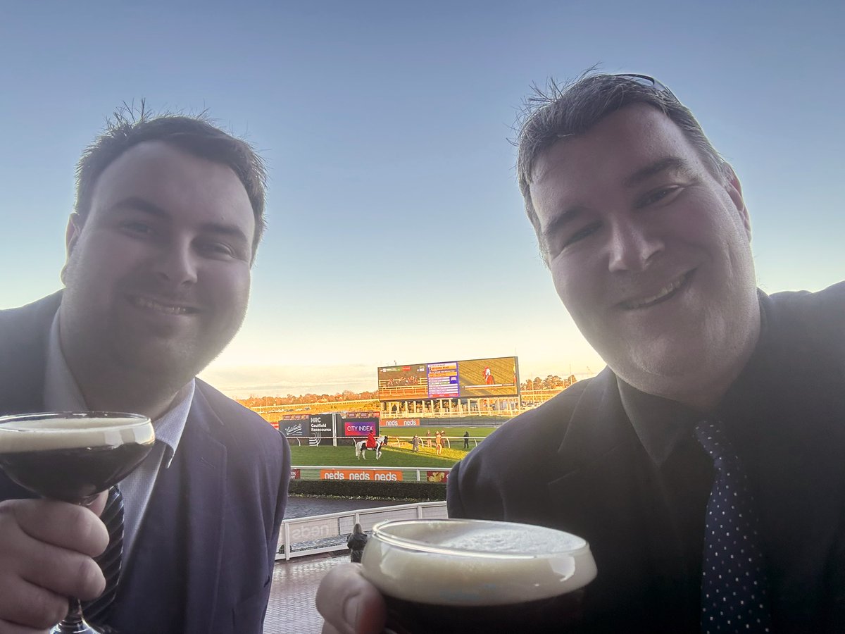 TracksideTrav's tweet image. HAPPY NYE PUNTING LEGENDS
🏇💪🏇💪🏇💪🏇💪🏇💪🏇💪
Have a great day today/tonight and let’s launch into 2024🥳