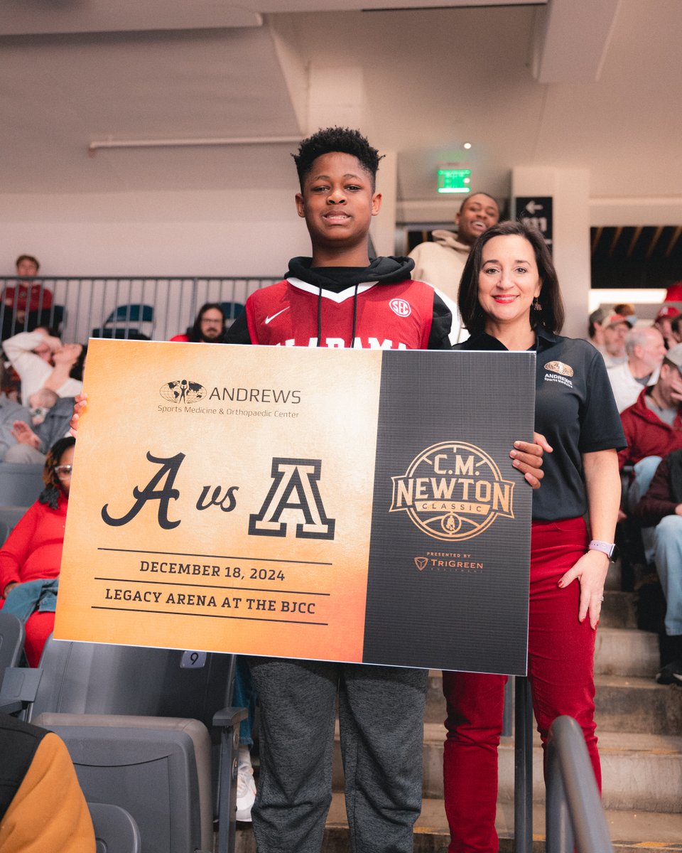 Congrats to seat 6, row Q in section 111! This lucky winner gets the Andrews Sports Medicine golden tickets! We will see you next year for @AlabamaMBB vs. @ArizonaMBB for the next edition of the #CMNewtonClassic! #CMNewtonClassic | @TriGreenEquipment | @AndrewsSportMed