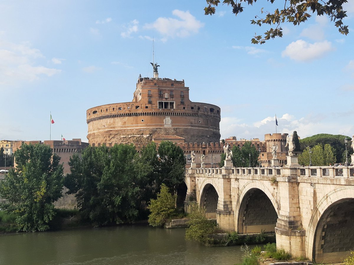 migui_angel65's tweet photo. Del 2023 me quedo con #ElviajeaRoma. Deseando volver #Roma #CiudadEterna https://t.co/259ZjBJWeS