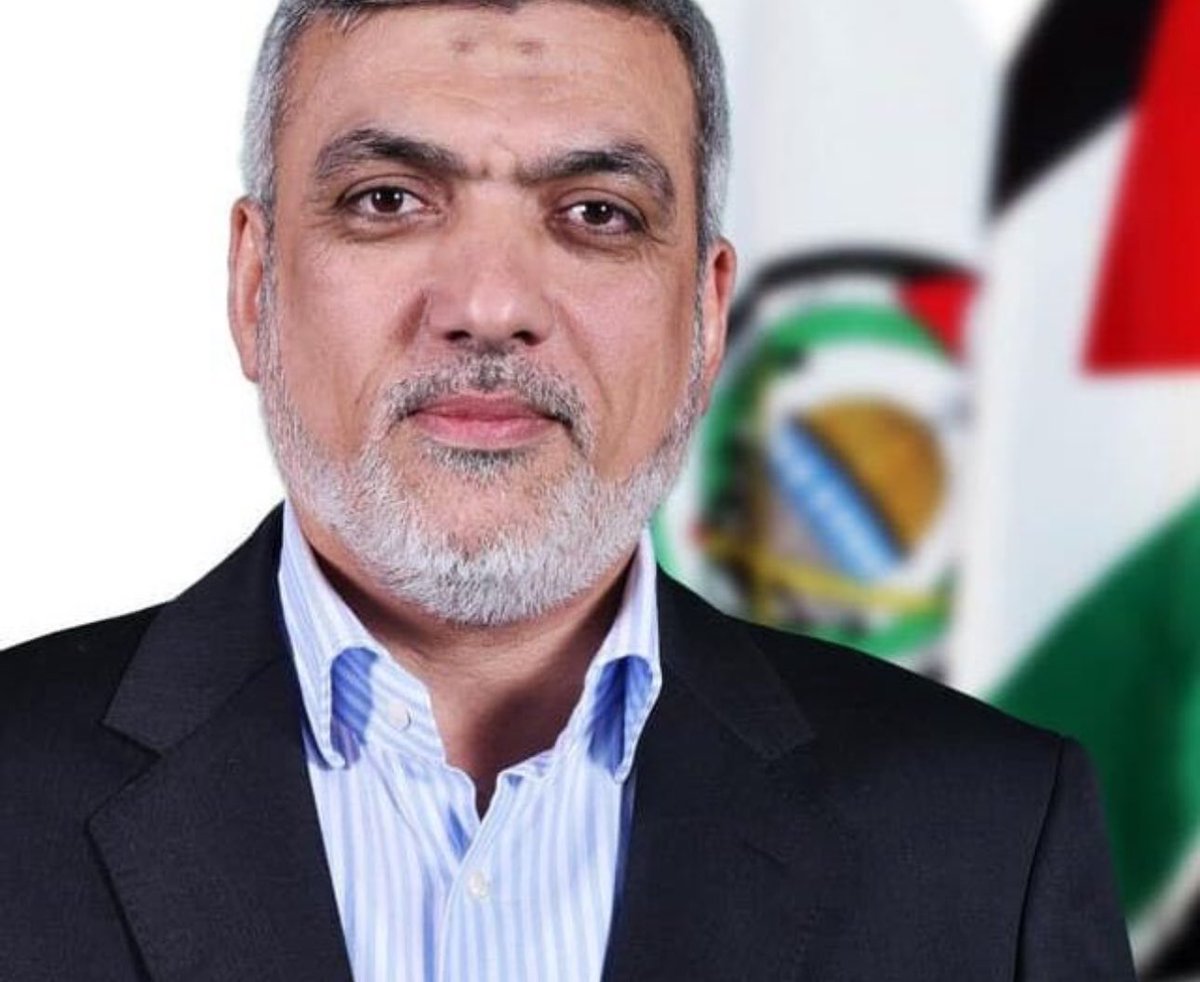 ShaykhSulaiman's tweet photo. BREAKING: OFFICIAL HAMAS STATEMENT 

ON NETENYAHU

Izzat al-Rishq;

“Today, Netanyahu appeared alone, shunned even from the pillars of his war, like a mangy dog, trying in vain to escape from his successive failures.

Then he talks about Hamas' conditions that he cannot accept, declaring that the resistance now is the one making the conditions, it has the upper hand in the field, and it is, God willing, the one who will end it and then it will end the entire occupation... They will submit and Gaza will soon be victorious, God willing.

The occupation Prime Minister continues to fight with a defeated army that tastes the forms of death every moment in the Land of Pride, and a public that has turned against him after it no longer tolerates his continuous lies.

Netanyahu has two options: Either he submits to the resistance and is tried by his own people, or he continues the war and the men of Al-Qassam put him on trial.

- In the face of the torrent of blood, sacrifices and steadfastness made by our Palestinian people, the aggression must be stopped first and foremost... and the temporary and partial truces are behind us.

- Our people will not accept anything less than breaking all restrictions to live the complete freedom that befits their sacrifices. Isn’t the morning near?”
