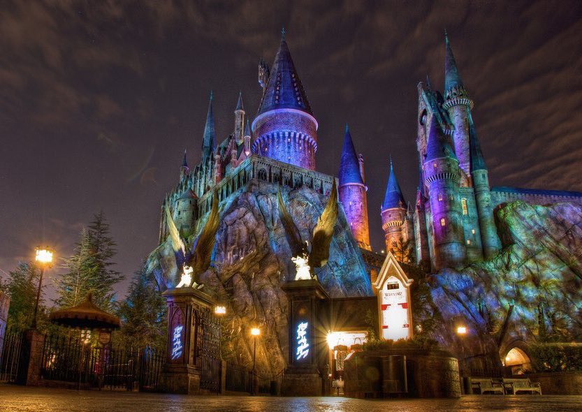 EiProfeta's tweet photo. Por un 2024 en el que pueda visitar el parque temático de Harry Potter en Orlando. https://t.co/jPk7swqbYA