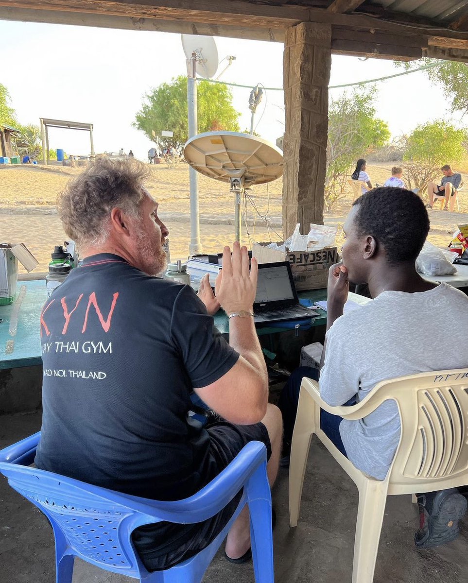 koobiforafs's tweet photo. Individual mentorship makes a difference. KFFS students work individually with a top researcher in the field to learn how to design and conduct research. Want to join: https://t.co/PEQ7DgFTyq https://t.co/zRa8DRWT9M