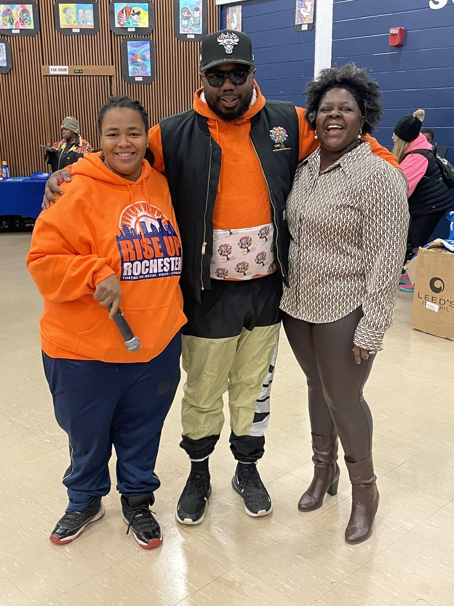 Dr. Alice Holloway Young School of Excellence tweet media