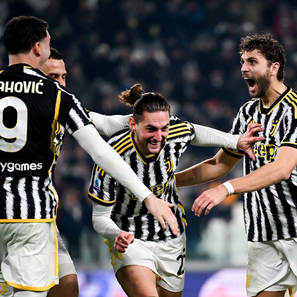 juventusfcen's tweet photo. The league's highest-scoring midfielder over the past two seasons 🐎🇫🇷 https://t.co/U5B9BkR9Hm