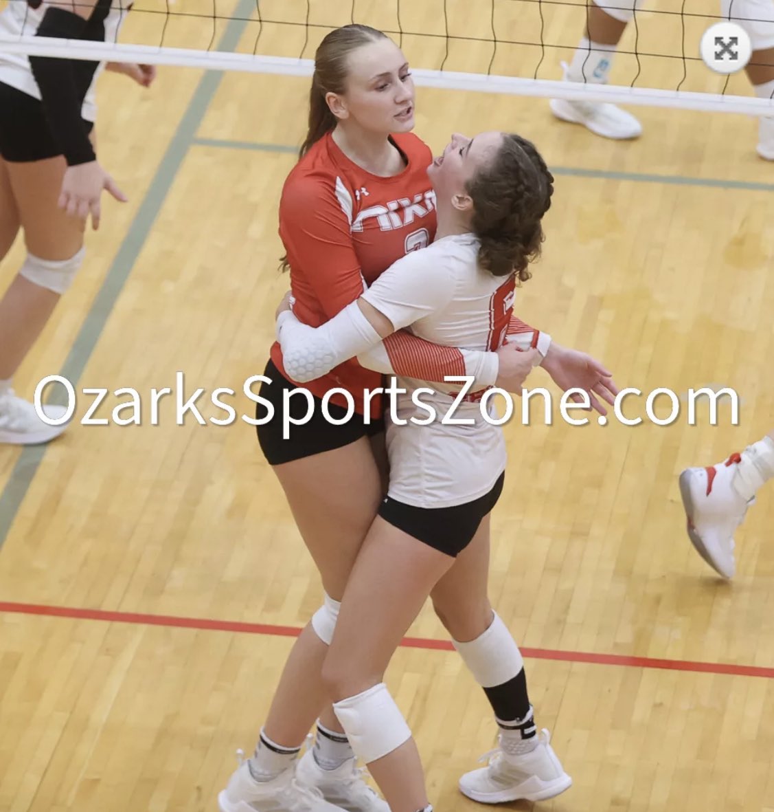 she’s pretty good on the volleyball court too 😉😉