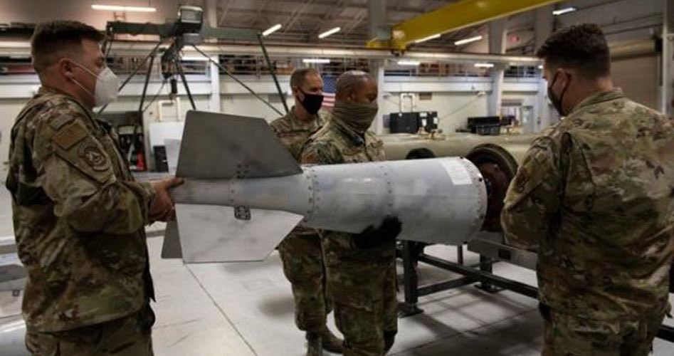 TFilastin's tweet image. Washington approuve un accord d’armement avec Israël contournant le Congrès 
Le Pentagone a déclaré que le secrétaire d’État A.Blinken avait approuvé un accord potentiel visant à vendre des fusils M107 de 155 mm et des équipements associés à Israël pour 147,5 millions de $ #SFDP