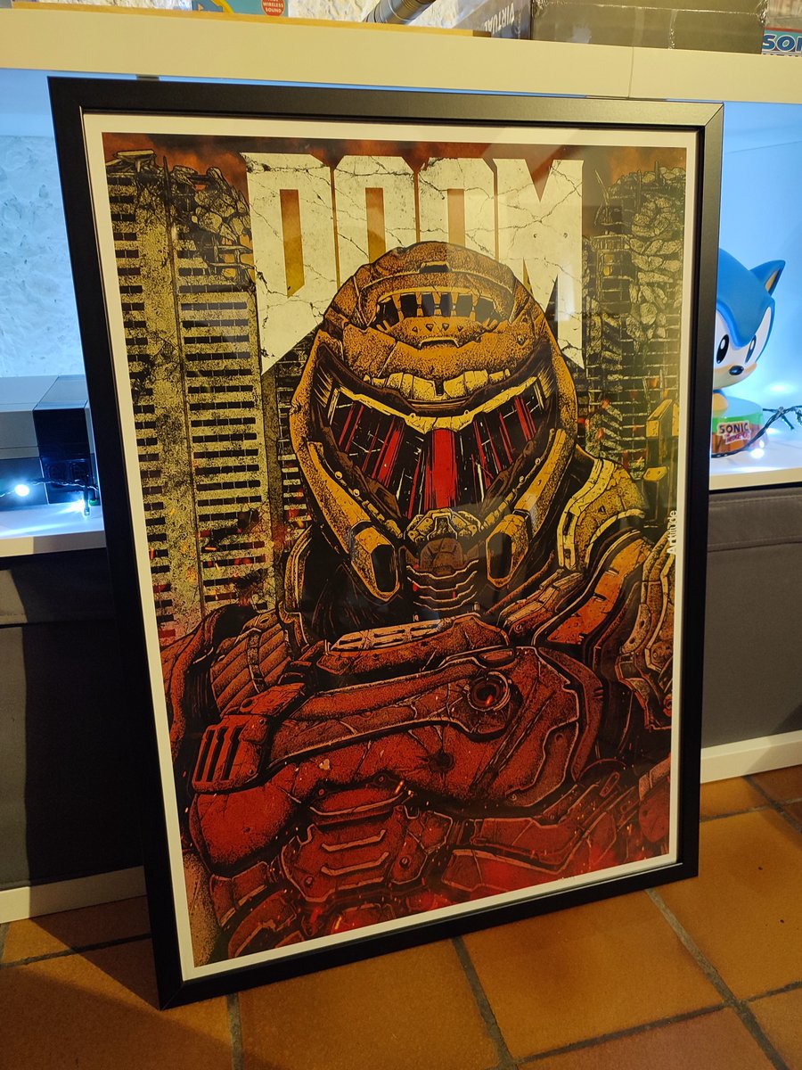 Parmi mes cadeaux Geek de Noël un est très particulier car remporté lors du concours #PGW x <a href="/realarttitude/">ARTtitude</a> ! Ce superbe tableau de Doom signé du collectif ARTtitude  exposé donc à la Paris Games Week va trouver sa place dans ma gameroom en cours d'élaboration 😍🥳👌