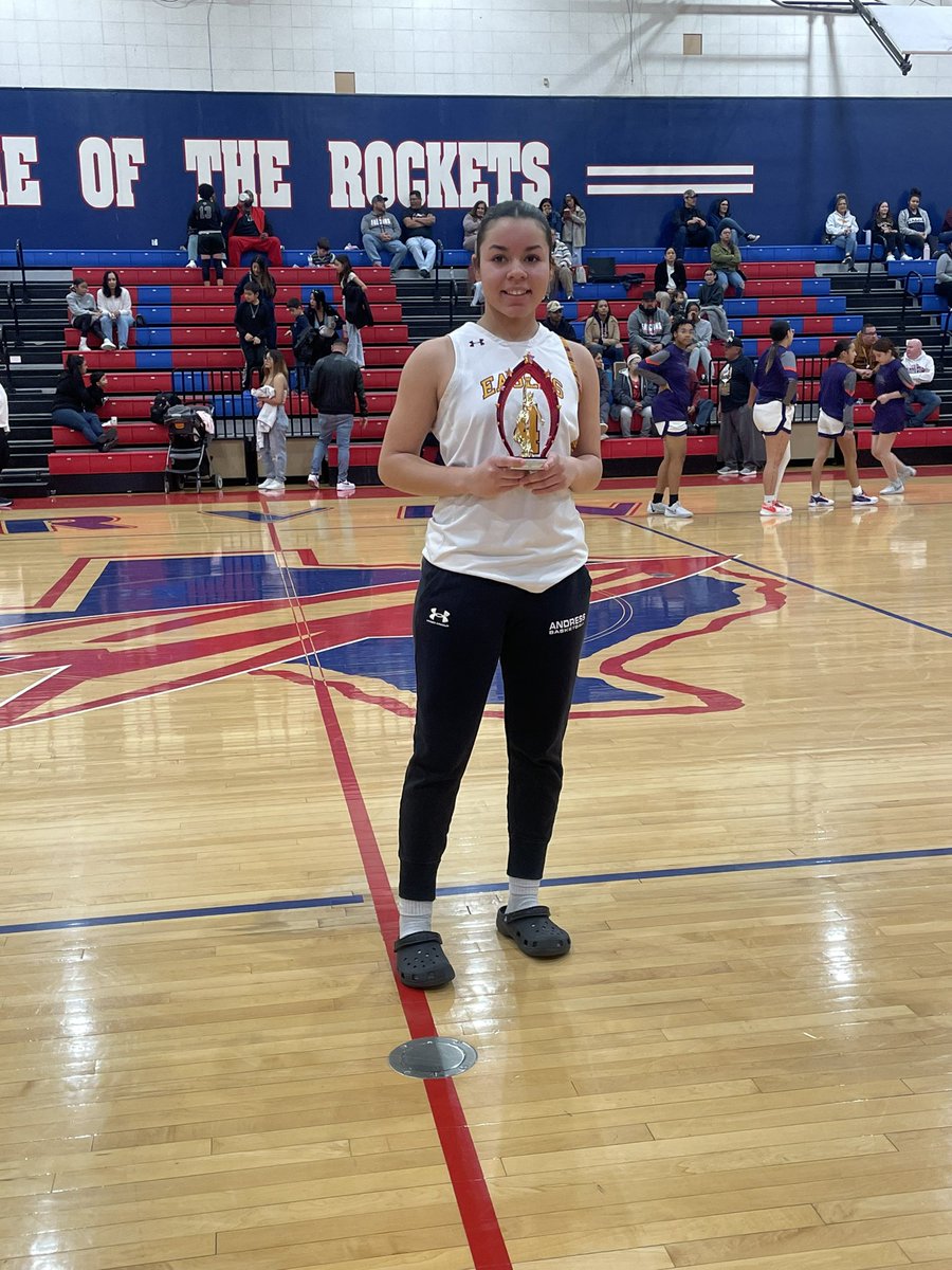 AndressGirlsWorking🏀⛹️‍♀️🦅 tweet media