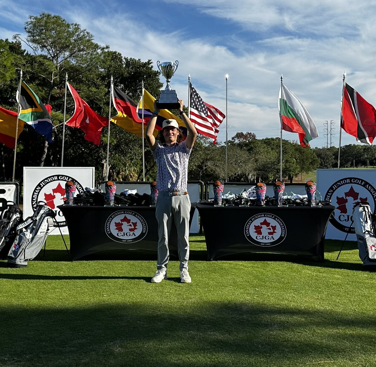 tsnjamesduthie's tweet photo. Dayton is still healing from his burns but is doing great and playing spectacular  golf. Today he won another tournament in Florida...by 9 strokes. https://t.co/E3rJw6O8il