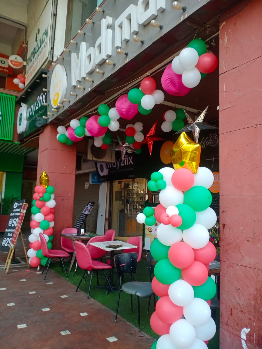 MODIMANIA6's tweet photo. @narendramodi Sir we have a outlet with the name modi mania in netaji subash palce delhi @narendramodi ji we are very popular in the area, but officials are not at all in support of ur name sir so they want us to close it as early as possible whereas market is working this mid night https://t.co/AsfU0x5kcN