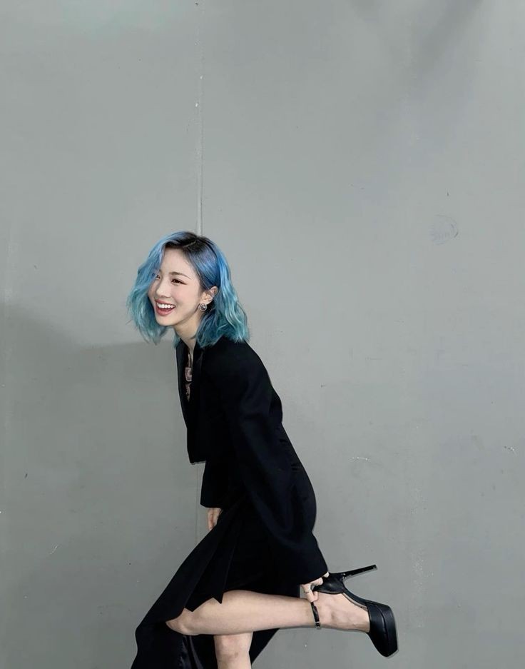 Myrina99's tweet photo. Actually, i in love for Yøöhÿon! This girl is unreal! https://t.co/VuuHKipnXd