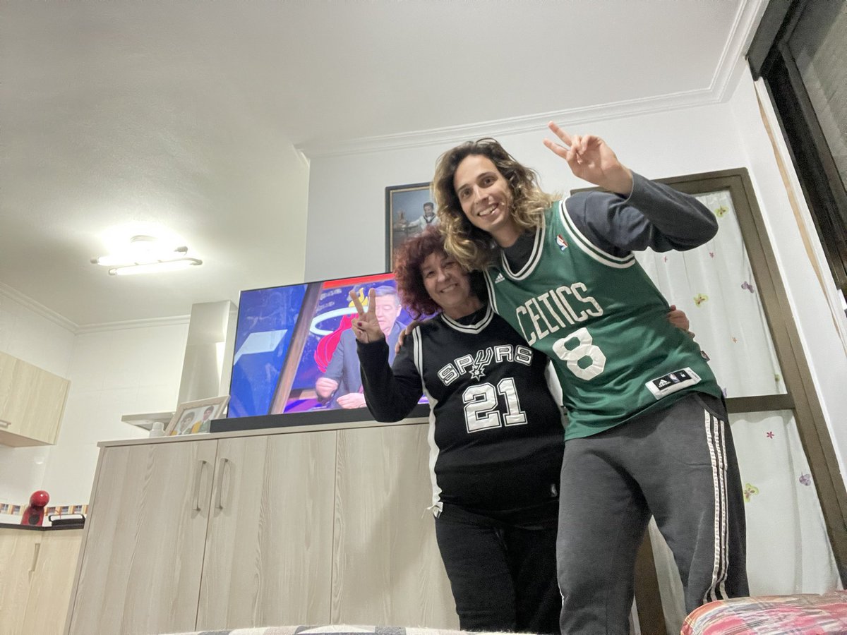 Paramount Comedy tweet media