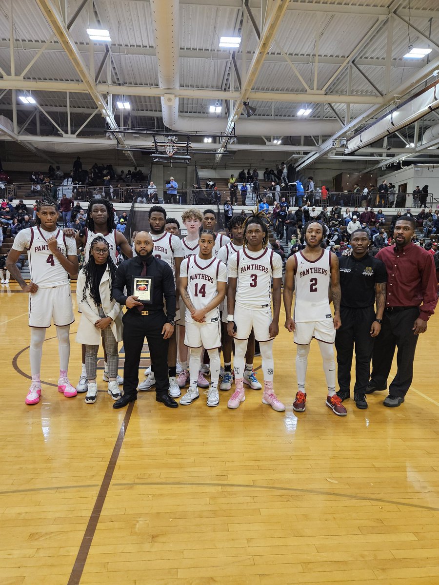 scoopIPS's tweet photo. East Lansing 63
River Riuge 57
MVP: 2026 sg Kelvin Torbert, Jr.
#28MCRC
@MCRoundball https://t.co/c63kbKRzi8