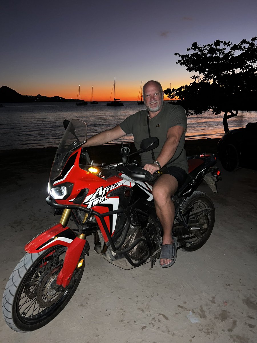 I moved to paradise. It makes me so happy to see this random couple enjoying their wedding on this stunning island and feel blessed I was once that bride in St Lucia. 7 years later still in love with the man and the island. #island #wedding #love #travel #caribbean