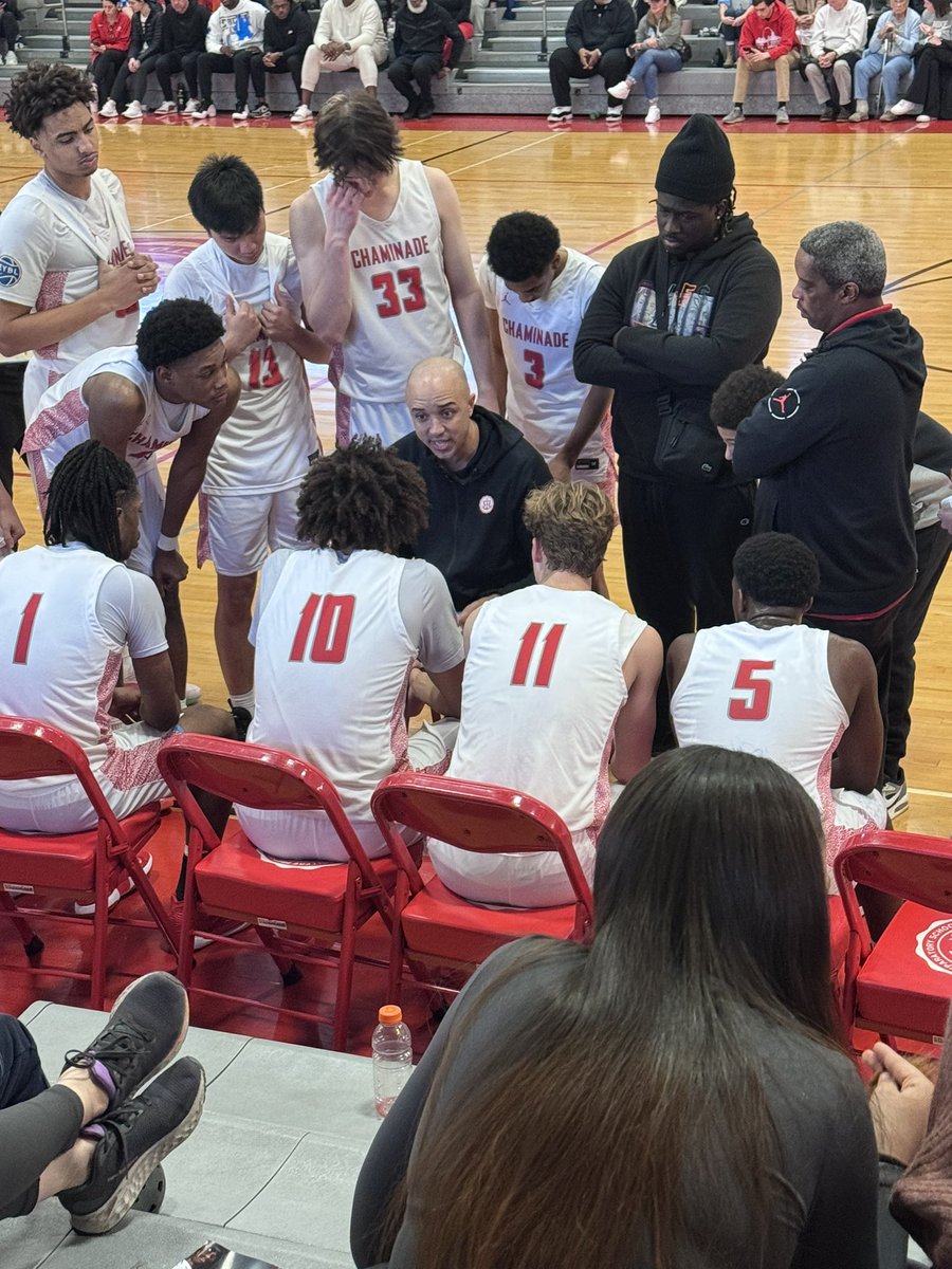 StLMarkJapan's tweet photo. @WeAreChaminade Coach had em fired up at the end! (Or was coach fired up?!?) #EstoVir https://t.co/xFJQOVgZ2w