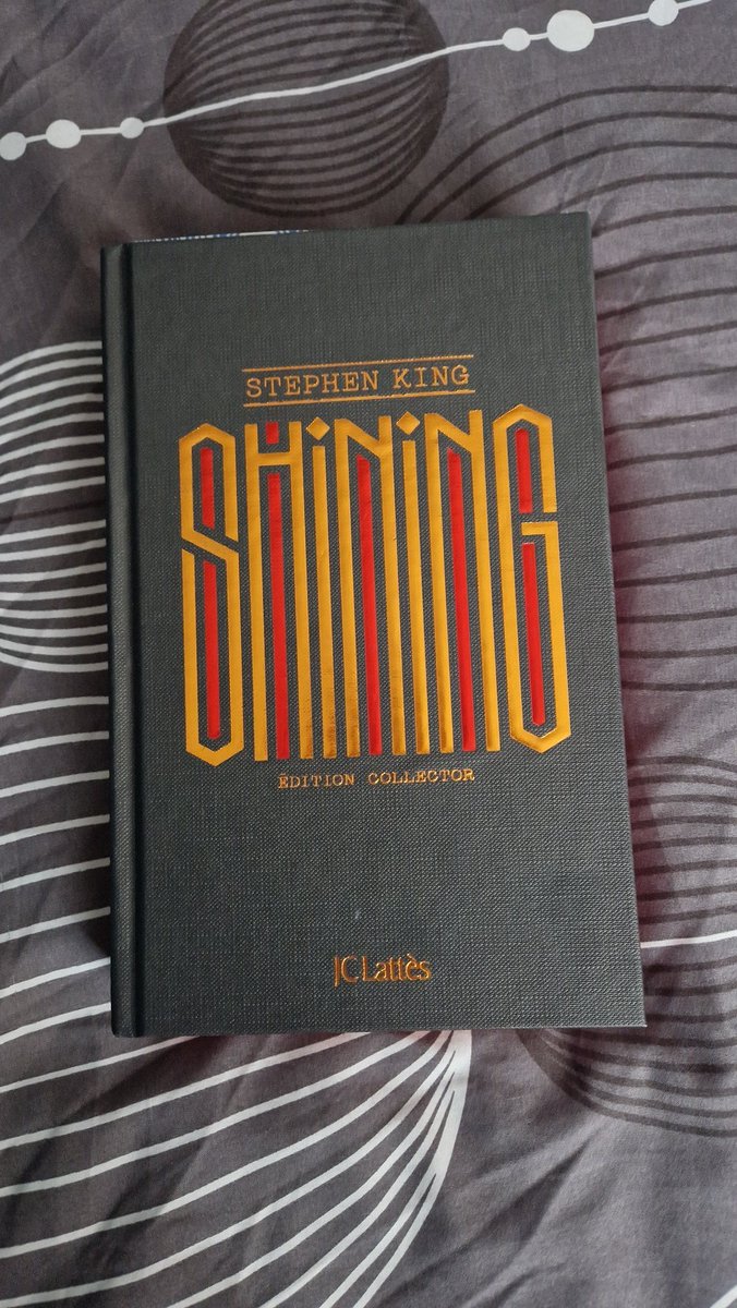 En plein dans la lecture de la nouvelle trad de Shining ❤️
<a href="/editionsLattes/">Éditions JC Lattès</a>