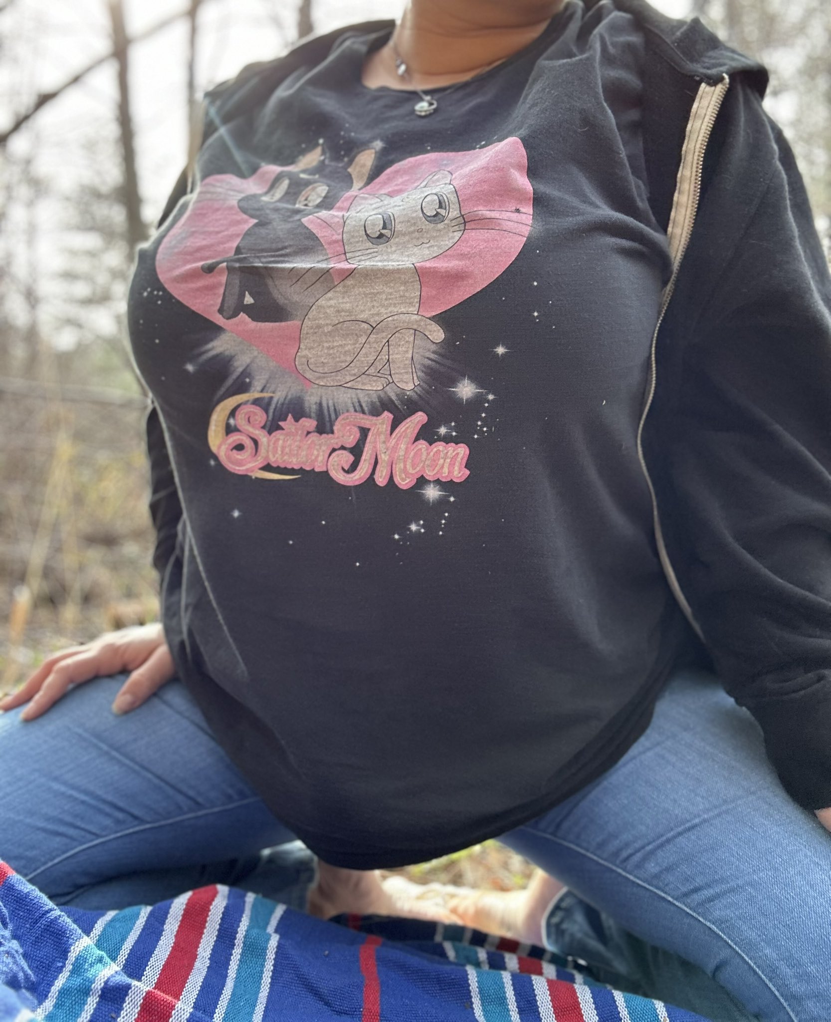 1 pic. Being a slut in the woods https://t.co/s4NLUI36JS