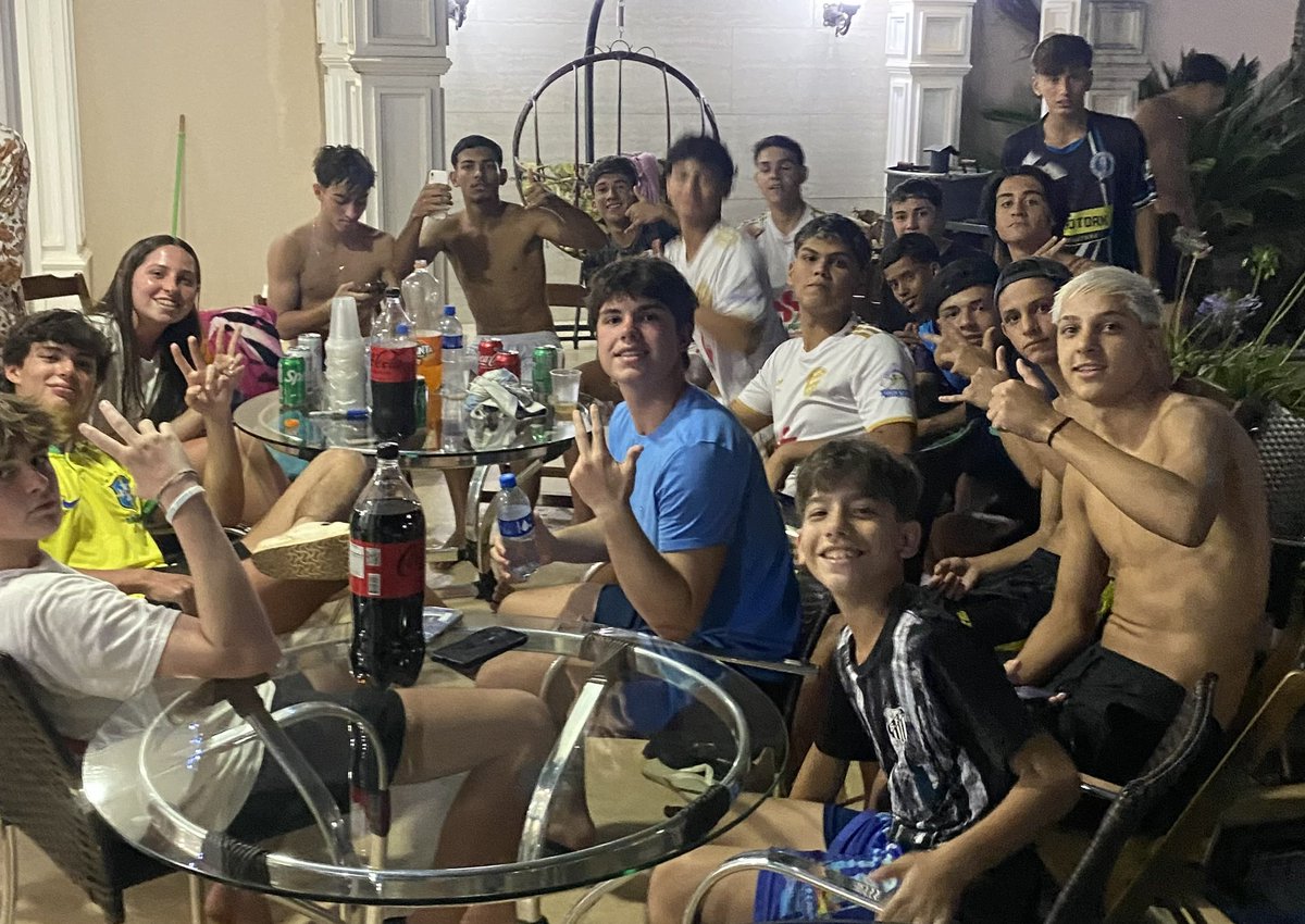 Savannahj_26's tweet photo. Unforgettable experience playing pick-up soccer in Brazil against the top local boys club players. Made some new friends and fans of @Solar08gECNL 🇧🇷⚽️🫶 #brazil #soccer #speedofplay #ballmastery #readyforFL 

@TopDrawerSoccer @PrepSoccer @ImYouthSoccer @ImCollegeSoccer @ECNLgirls