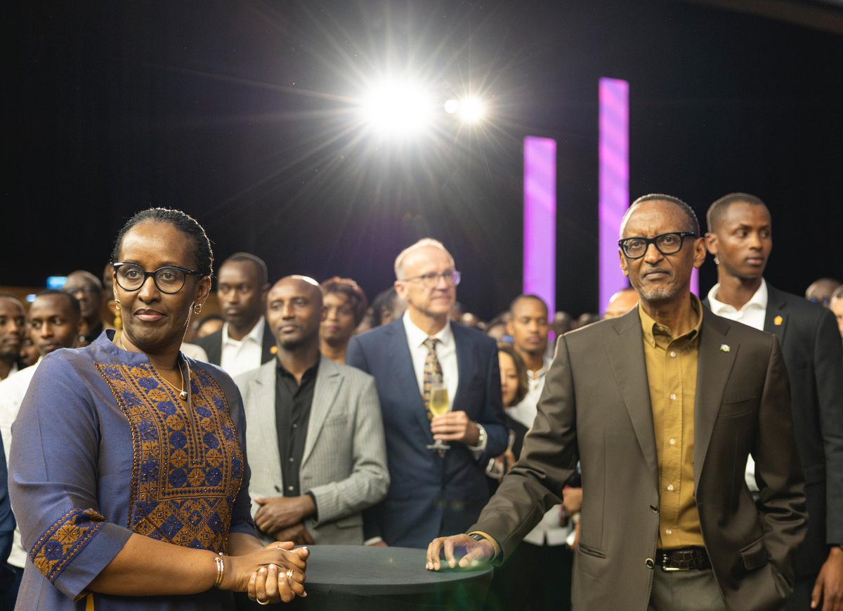 UrugwiroVillage's tweet photo. This evening at the Kigali Convention Centre, President Kagame and First Lady Jeannette Kagame host Rwandans and friends of Rwanda for the annual end of year party. https://t.co/IWpz6o7nH1