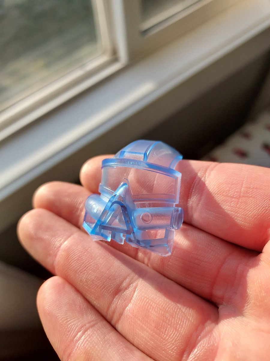 fanofbionicle's tweet photo. medium blue kaukau 🥵
#lego #bionicle https://t.co/Xqqp6g2mlb