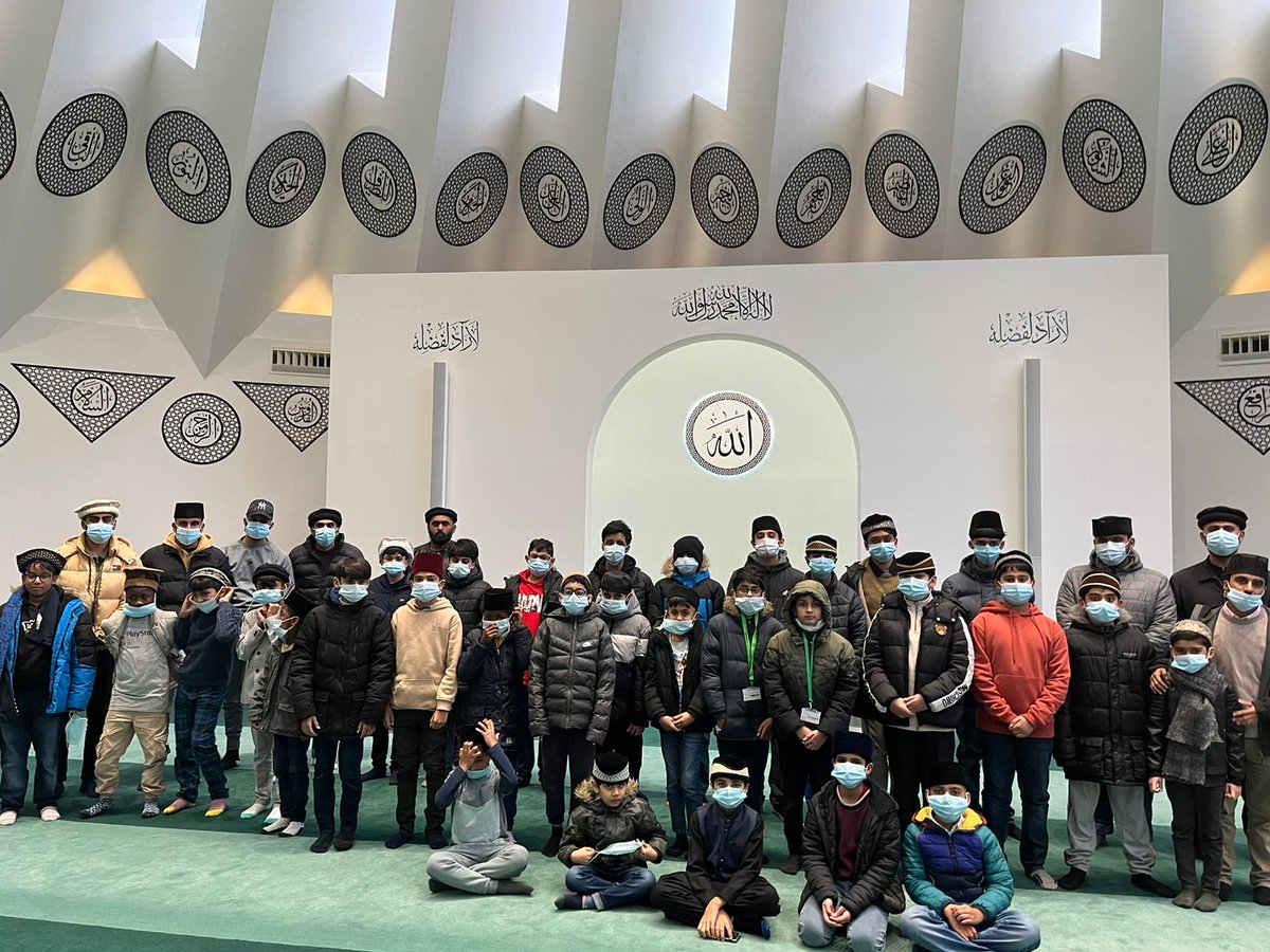 Dudley Atfal present at Masjid Mubarak, Islamabad to offer Zuhur and Asr Salat behind Beloved Huzoor (atba)

#Atfal #WestMidlands 
<a href="/UKMuslimYouth/">AMYA UK</a> <a href="/AtfalUK/">MAA Atfal UK</a>