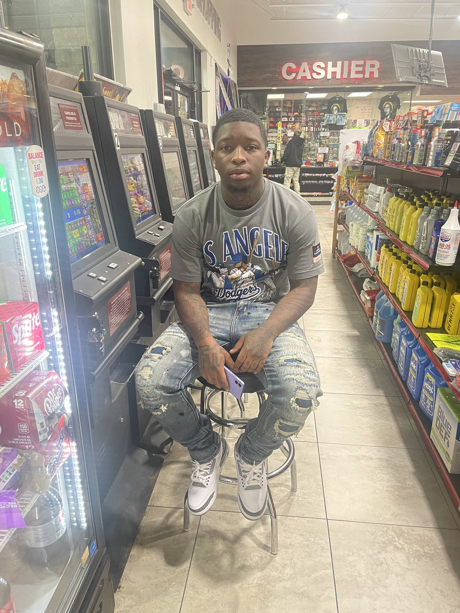 ftfceo's tweet image. i’m really a shooting 🌠 + i’m the golden child ! #FREEPOPS #FTF4L #AFEWFOREVERS