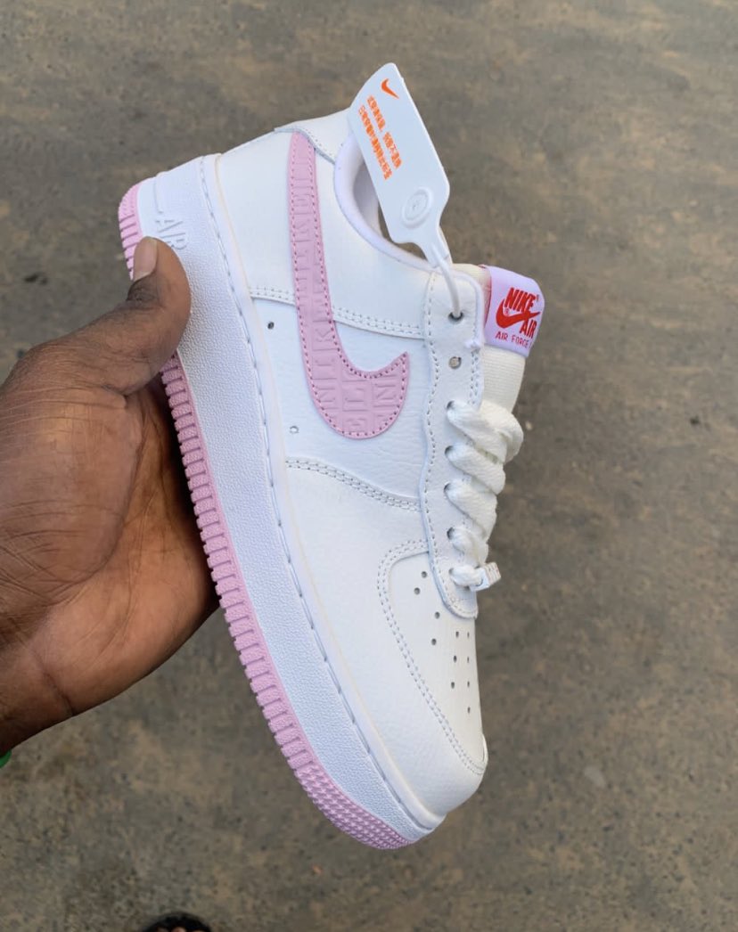 GalassShoes's tweet photo. 🛍️Air Force one✨🔥

Taille disponible: 36 37 38 39 40 ✅

🏷️13.000f #PromoDecembre 

Whatsapp 781028779📌ou DM pour toute commande🙏🏽 Livraison possible partout📦Satisfait ou remboursé😉
#rt 🫶🏽 https://t.co/qh5sy4czo7