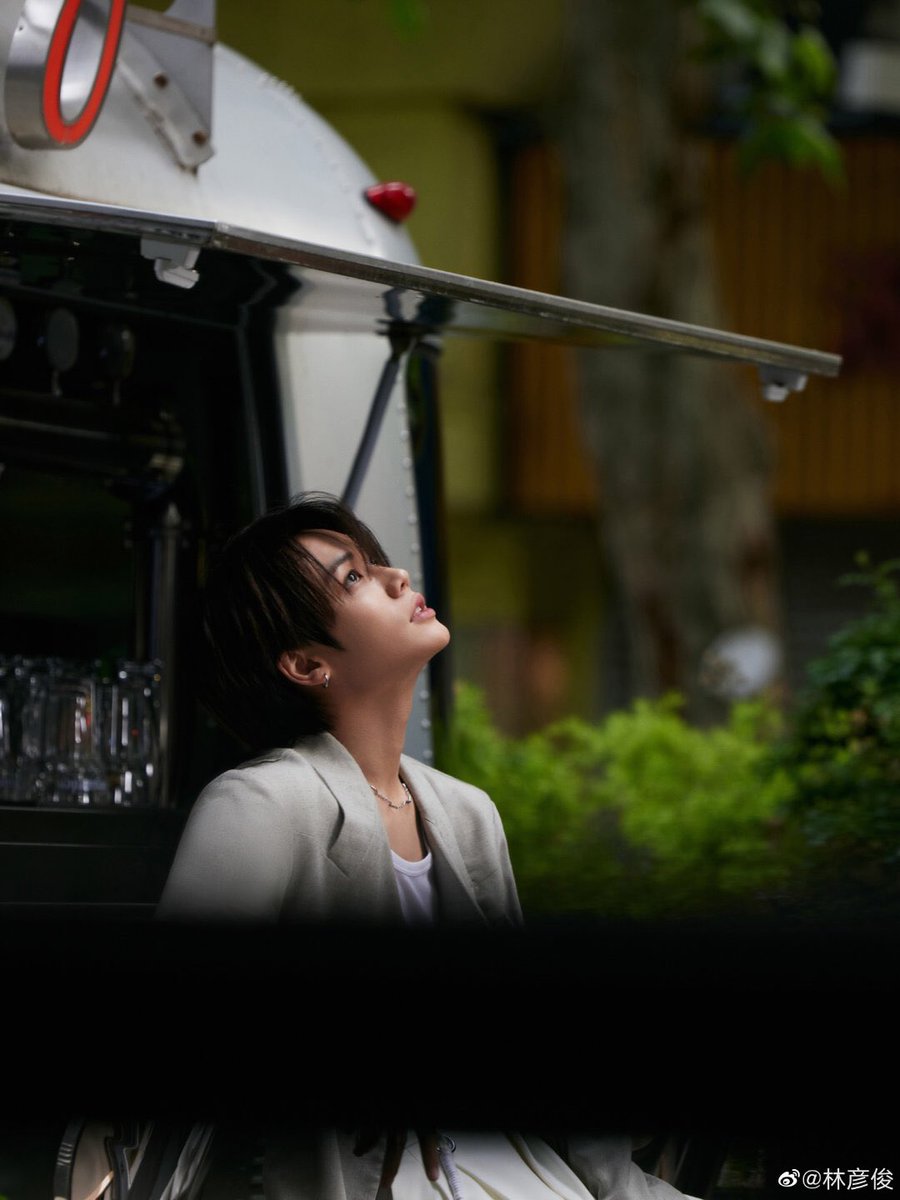 Last morning from 2023 ✋🏻🥹

#หลินเยี่ยนจวิ้น #LinYanjun #林彦俊