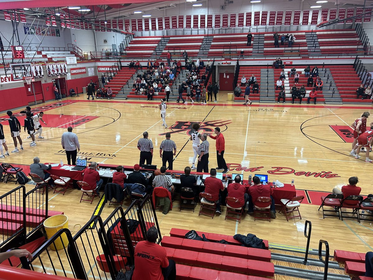 2023 <a href="/HINSDALECLASSIC/">HC HOLIDAY CLASSIC</a> 
(5th Place)

Rockford Auburn Knights vs. Hinsdale Central Red Devils

We’re live: youtube.com/live/Au92gJGFM…