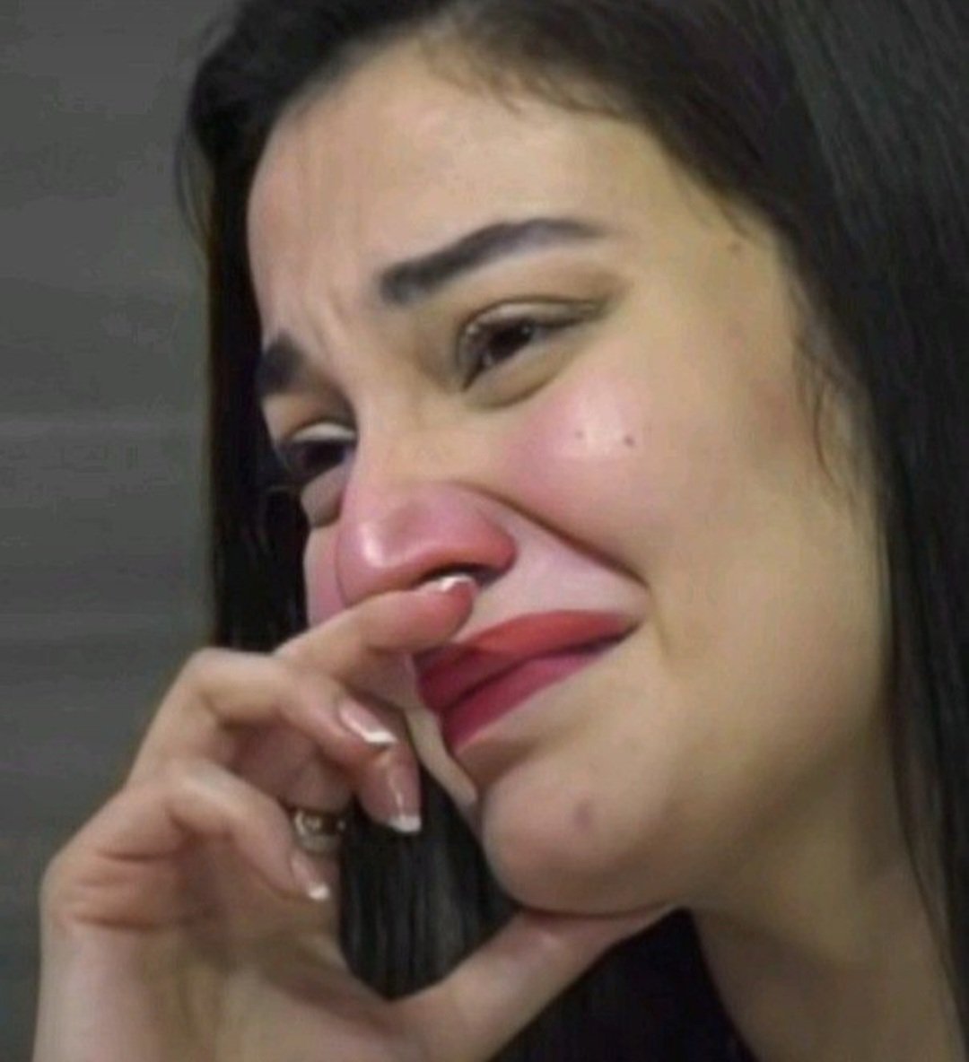 ٢٠٢٤
أتوجس خيفة..