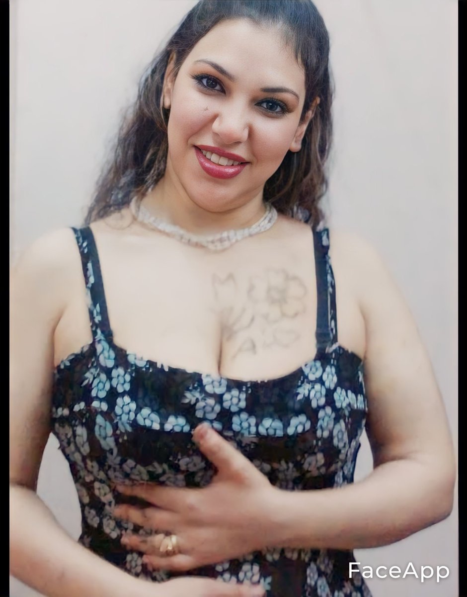 النهارده عيد ميلادي ما فيش كل سنه وانت طيبه فين الهديه🎂🎁🎉✨🍬🍭🎆🎊🎀