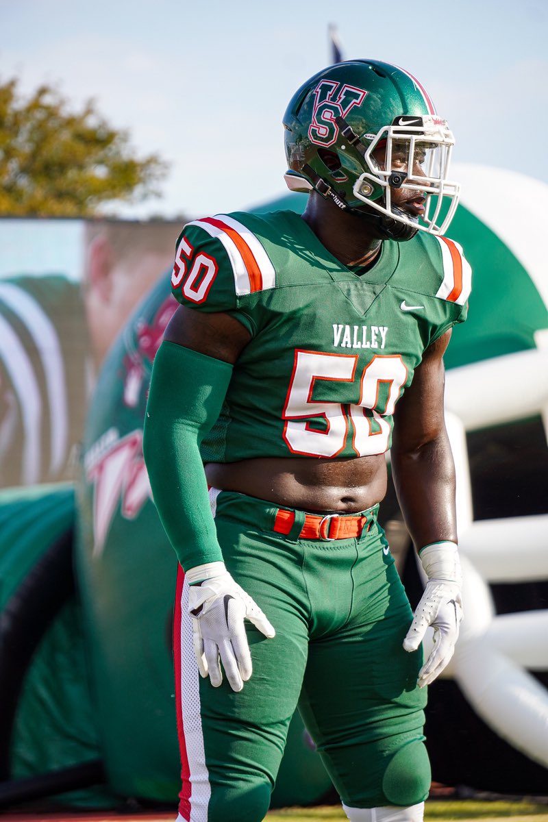 Blessed to receive an offer from Mississippi Valley state @coachgordon1 @CoachDavisCLCC @CoachMDavis12 @coachfleming17 @JUCOFFrenzy