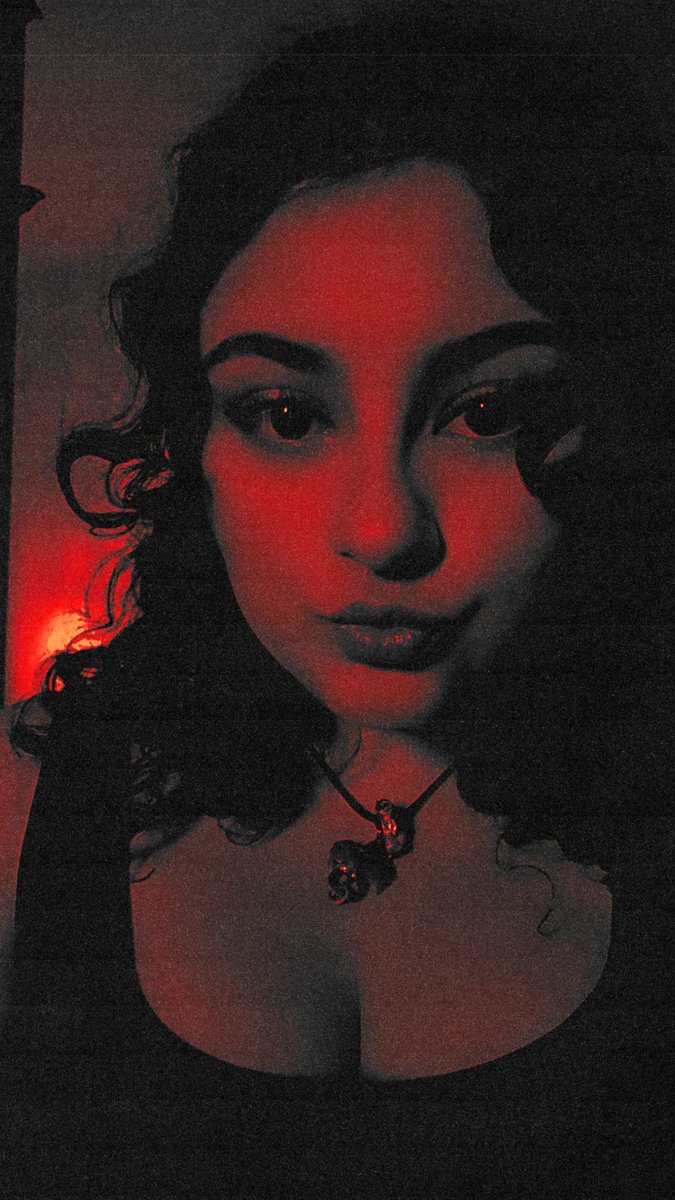 def_mari's tweet photo. this snap filter is so hot idc❤️‍🔥❤️‍🔥 https://t.co/kMUWqb9VQK