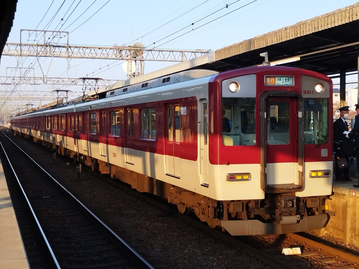 E0Bs9Cf2kTH65h's tweet photo. 12/29日に撮影した写真です
今年最後の撮影だったので良い写真を取れて最高でした
#近鉄 #IL07 #DF11 #VC55 #DF52 https://t.co/9aHbsnCG4m