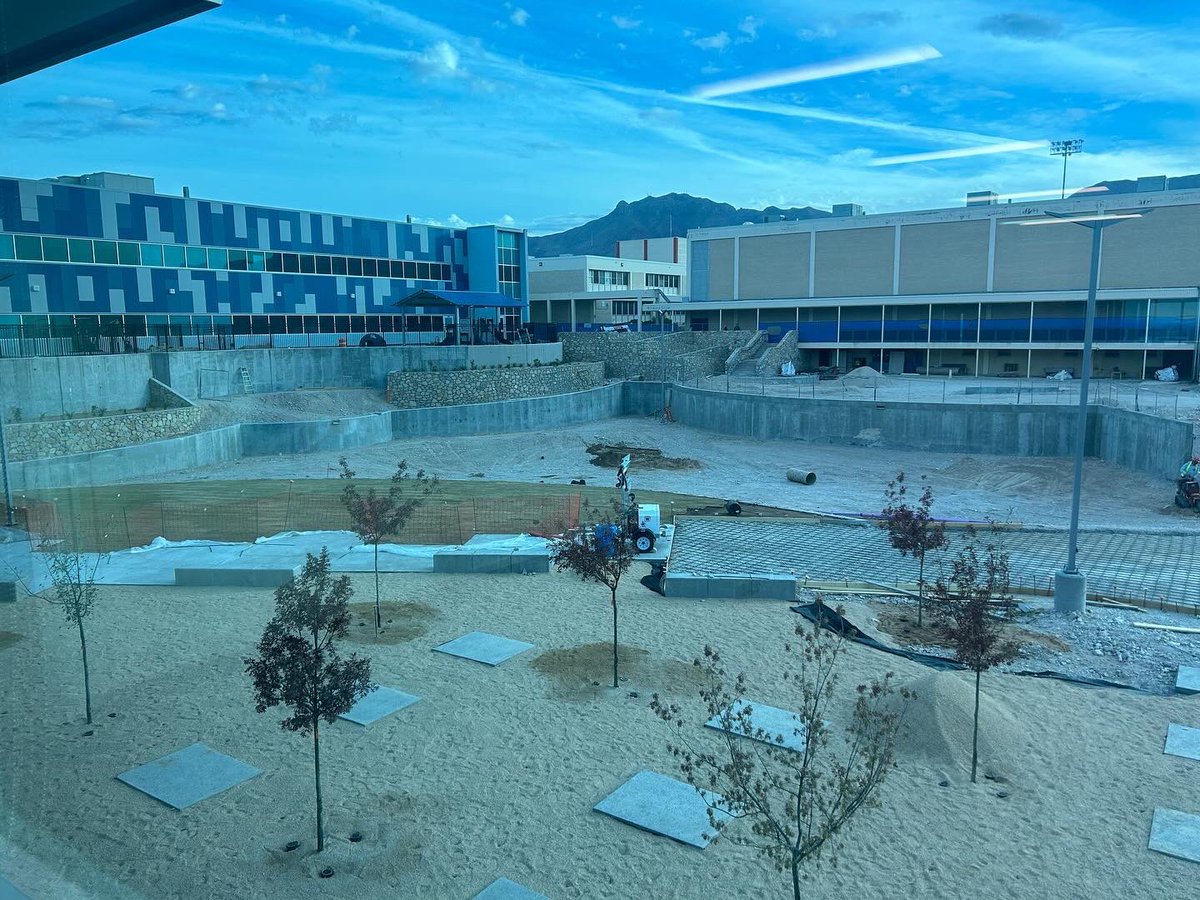 2024 is an exciting year for our T-Birds! Let’s go!!! 👐🏼
New 3-story classroom wing ✅
New outdoor courtyard ✅
Stadium seating renovation ✅
New weightlifting facility ✅
Refrigerated air in small gym ✅
Refrigerated air in cafeteria ✅
<a href="/ELPASO_ISD/">El Paso ISD</a> <a href="/DsayavedraEPISD/">Diana Sayavedra</a> <a href="/mpazepzona/">mpaz #🟦</a>