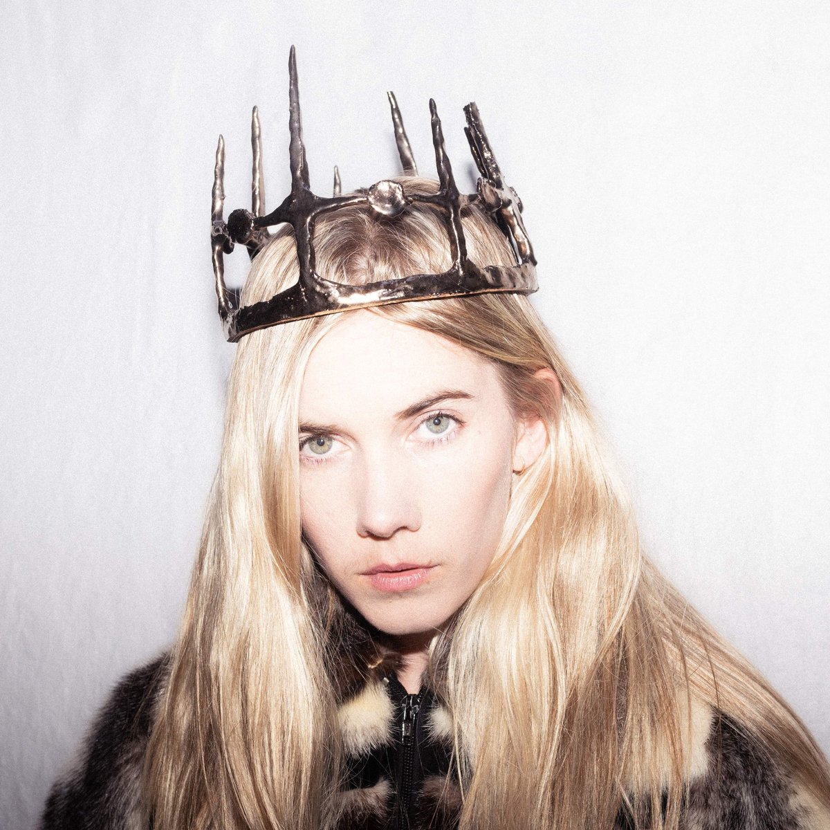 Miss Chatelaine JOY (@misschatjoy) on Twitter photo #np 'Heavenly' by Narrm/Melbourne-based singer-songwriter <a href="/woodesmusic/">Woodes ๐ฟ</a> on Australia's LGBTQIA+ radio station, <a href="/JOY949/">JOY Media</a> - from her wonderful new album THE GREAT UNKNOWN
๐ธ <a href="/MadsColvin/">mads colvin โ๏ธ</a> #np 'Heavenly' by Narrm/Melbourne-based singer-songwriter <a href="/woodesmusic/">Woodes ๐ฟ</a> on Australia's LGBTQIA+ radio station, <a href="/JOY949/">JOY Media</a> - from her wonderful new album THE GREAT UNKNOWN
๐ธ <a href="/MadsColvin/">mads colvin โ๏ธ</a>
