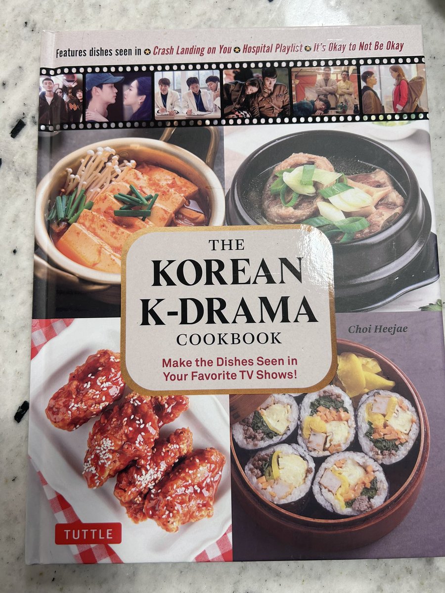 cantfindmyshoe's tweet photo. @hgokie just so you know!
Found this at Barnes &amp; Noble https://t.co/u7Z7AY3ERX