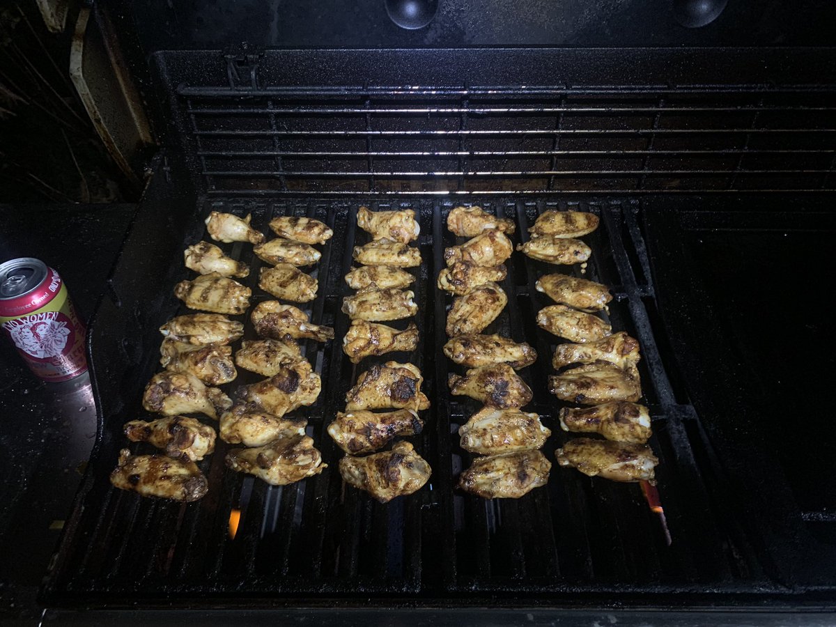 bobjoseph8301's tweet image. Boys wanted wings for New Year’s Eve eve. Smart kids. Dry rub then toss in the sauce. 🥴 #dadsbegrillin @newglarusbrew #twowomen