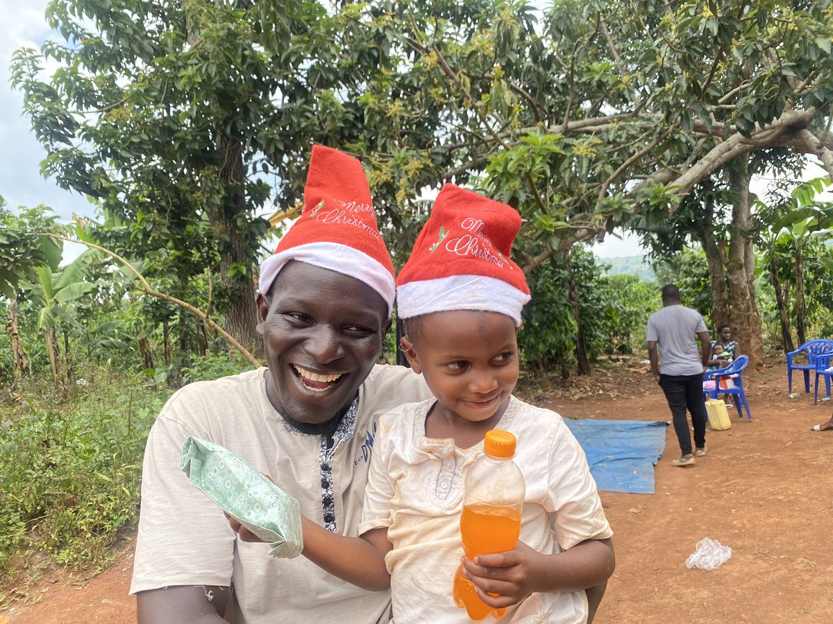 heartsofhopec's tweet photo. Colossians 3:14
And above all these put on love, which binds everything together in perfect harmony.
#helpthechildren #helptheneedy https://t.co/se9omGmeJ6
